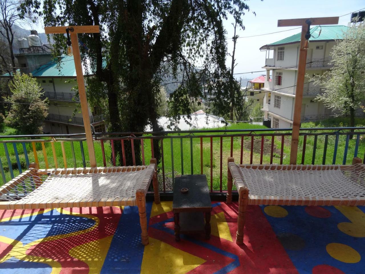 La Vaca India McLeodganj Hostel McLeod Ganj Bagian luar foto
